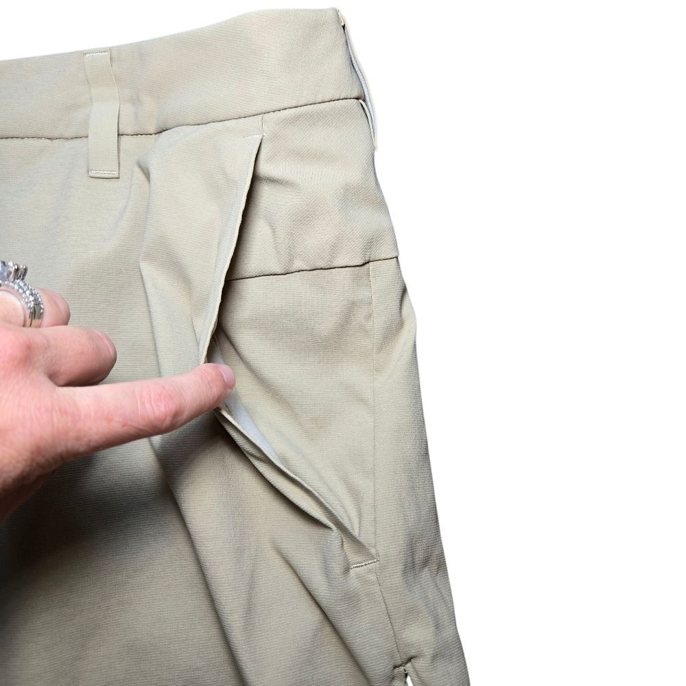 Men's Lululemon Commission Golf Short 10" - Trench - Picture 4 of 10